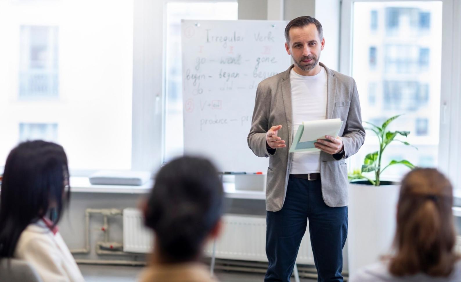 Session de formation en négociation avec des professionnels